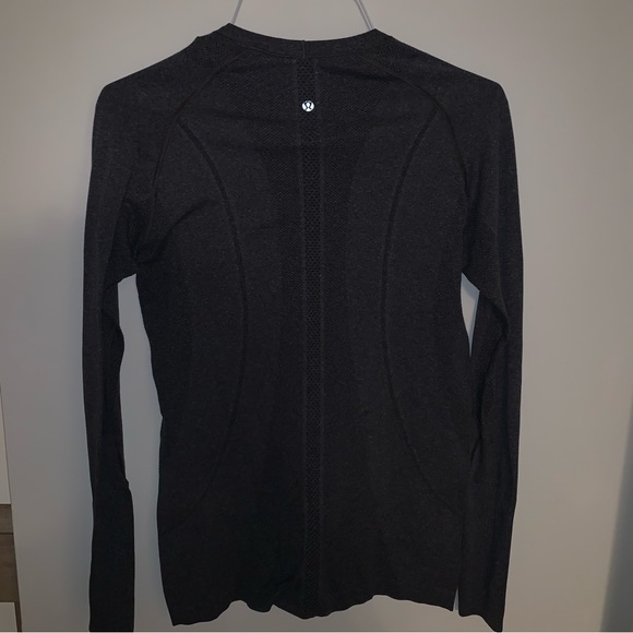 Lululemon Swiftly Tech Long Sleeve Shirt 2.0 - Picture 9 of 9
